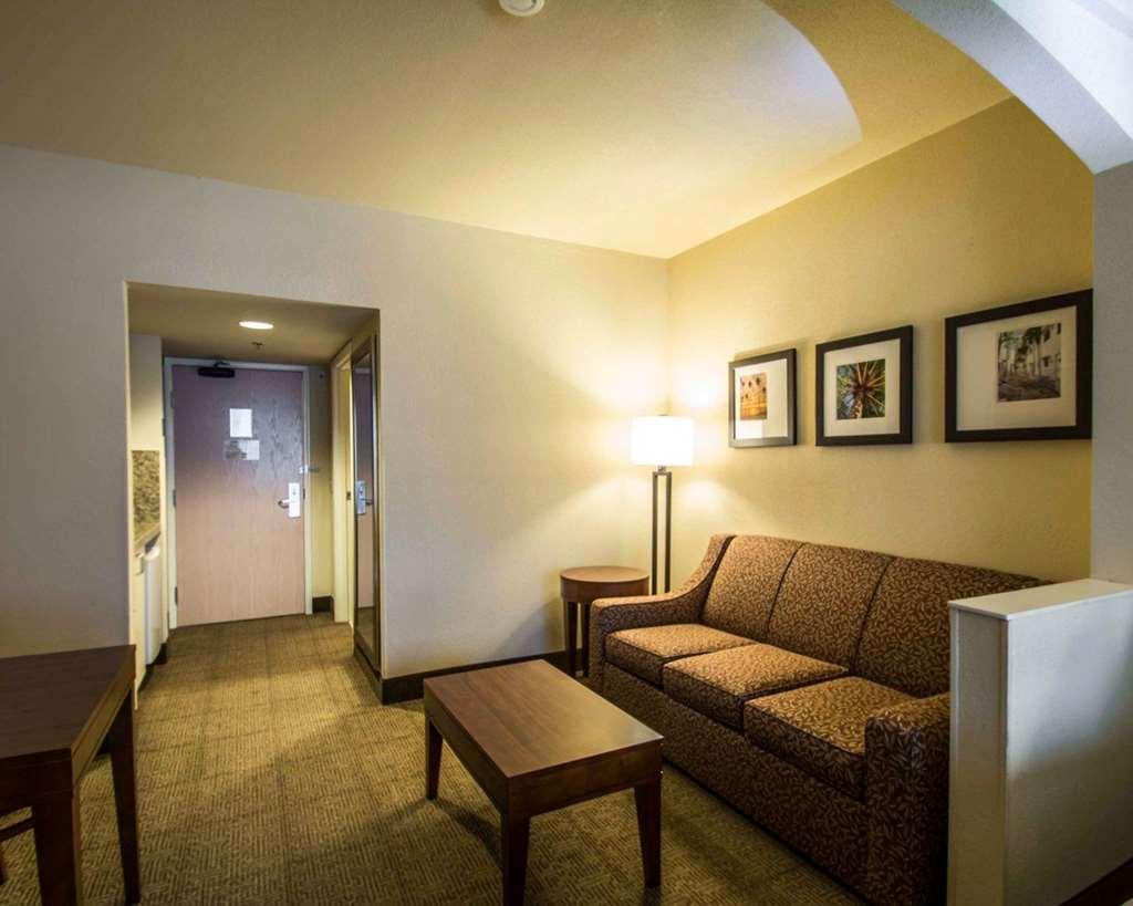 Hotel Comfort Miami - Kendall 3*