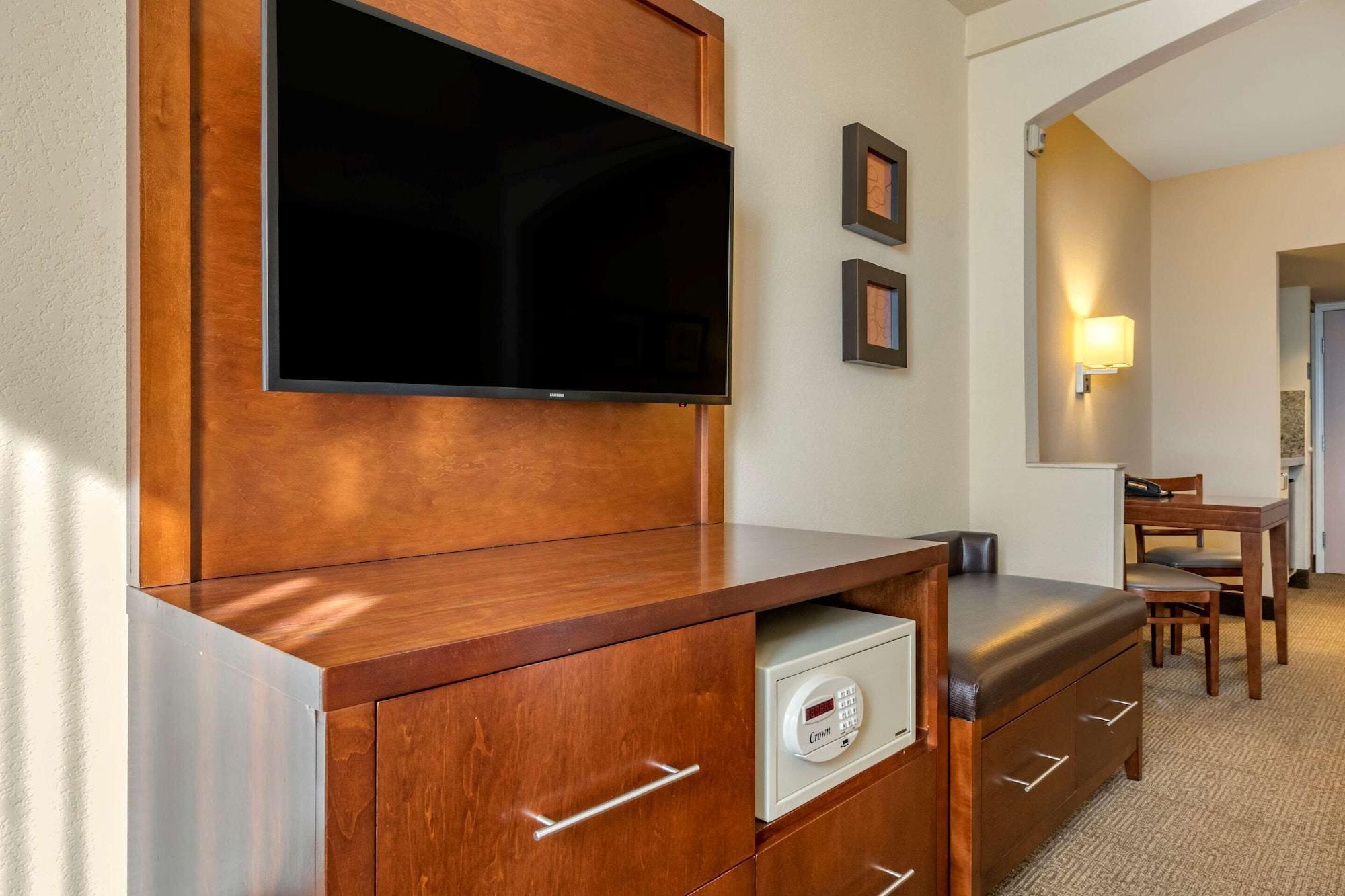 Hotel Comfort Miami - Kendall 3*