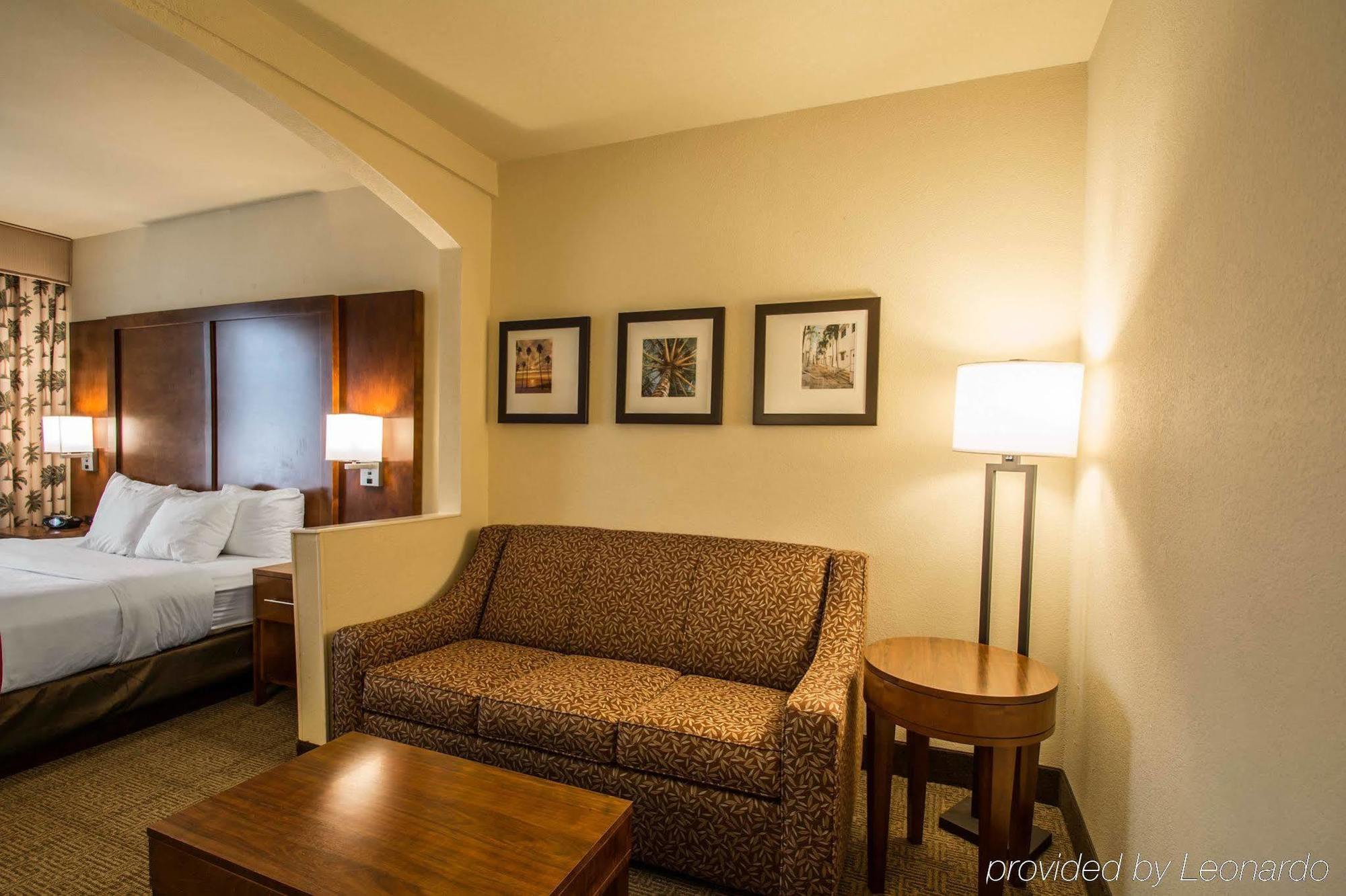 Comfort Miami - Kendall Hotel 3*